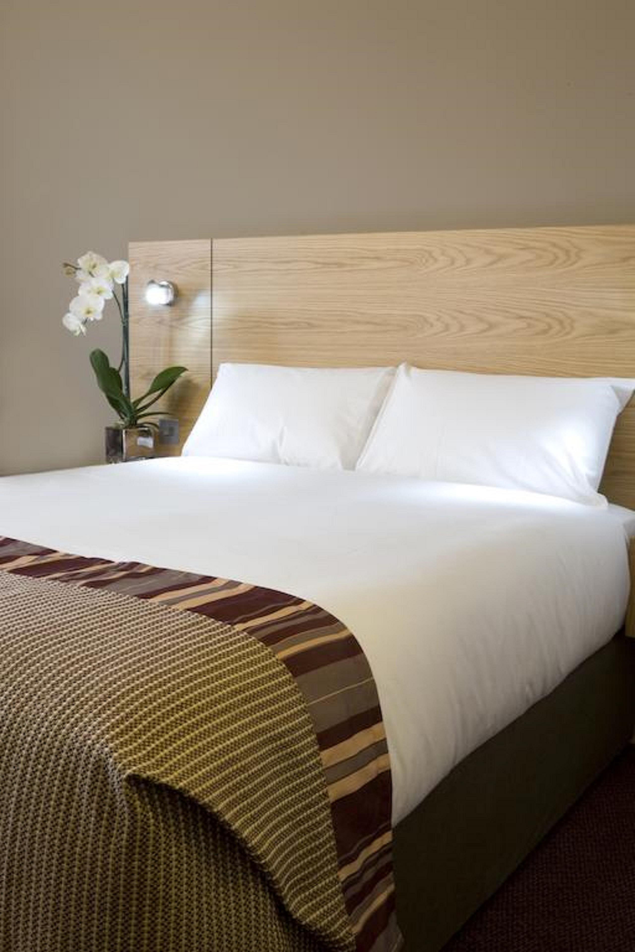 Leonardo Hotel Дерби Экстерьер фото