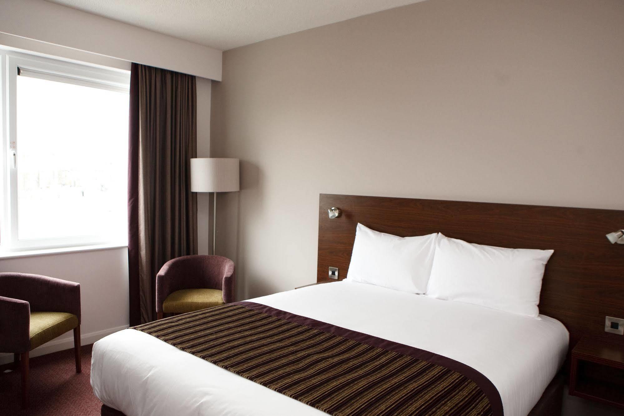 Leonardo Hotel Дерби Экстерьер фото